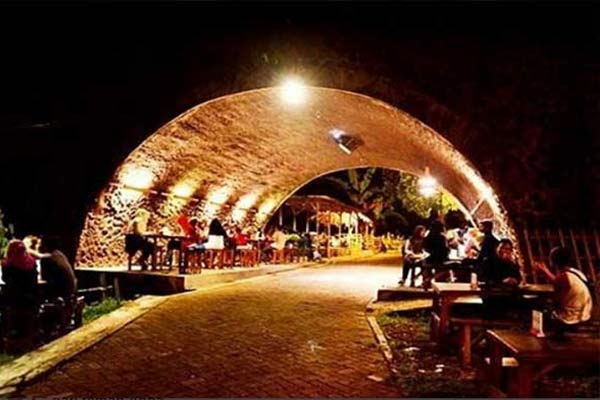 kafe kolong