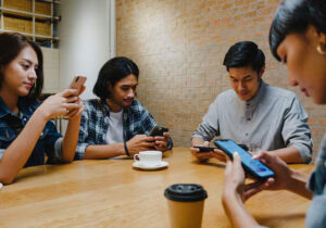 Dampak Media Sosial Terhadap Interaksi Masyarakat